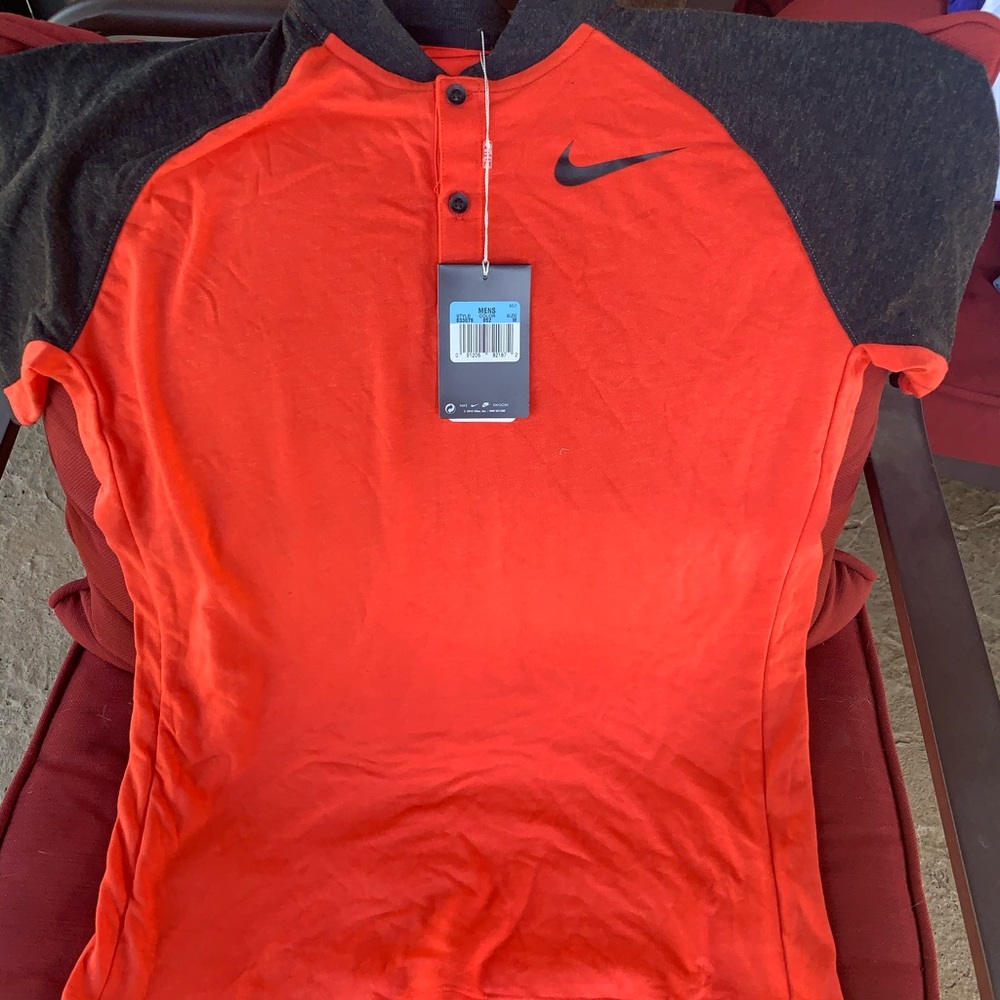 New Nike Golf Collarless
